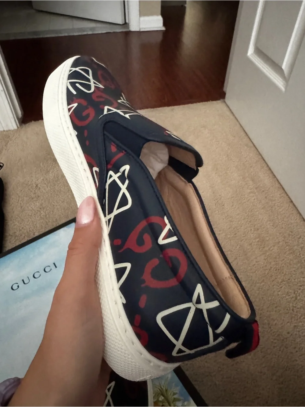 Gucci Ghost men’s slip on shoes